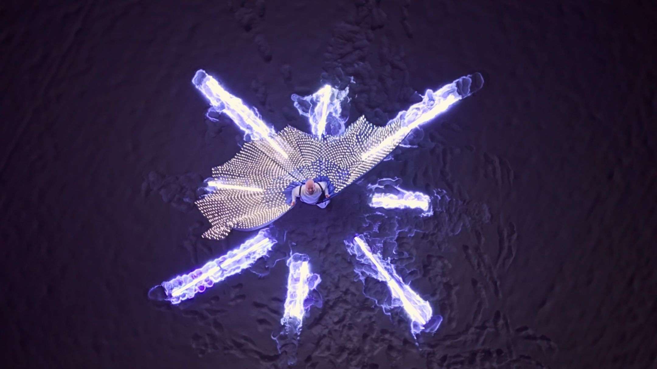 QUIX - Peacock tail 2700 LED